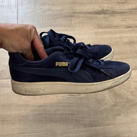 Puma Dark Blue Suede Sneakers (6 Women’s) - Picture 3 of 6